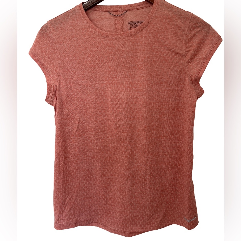 Patagonia Women’s Medium Ridge Flow Pink Open Back Short Sleeve Active Top